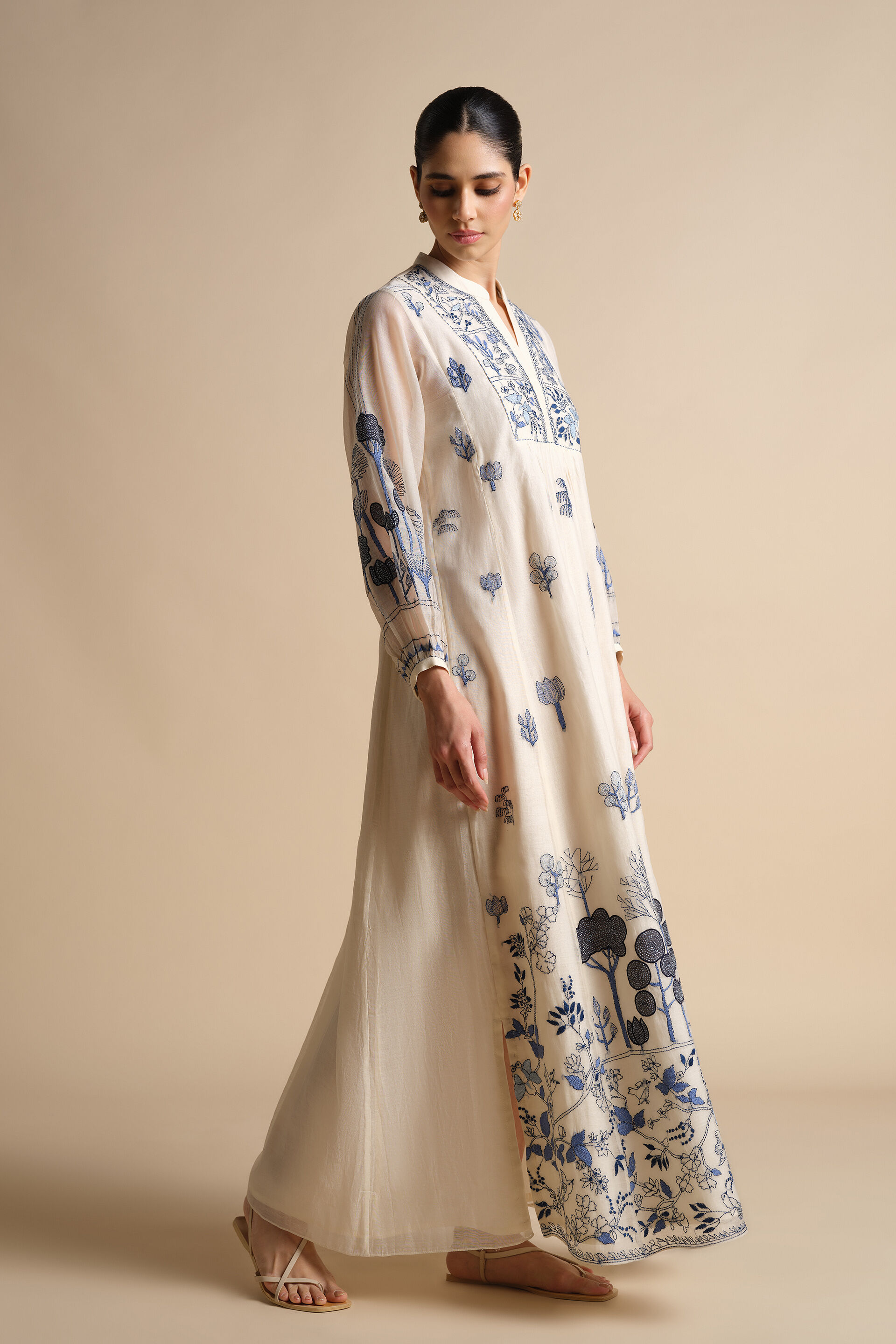 Peregrine Hand-embroidered Kantha Mul Kaftan - Ivory, Ivory, image 3
